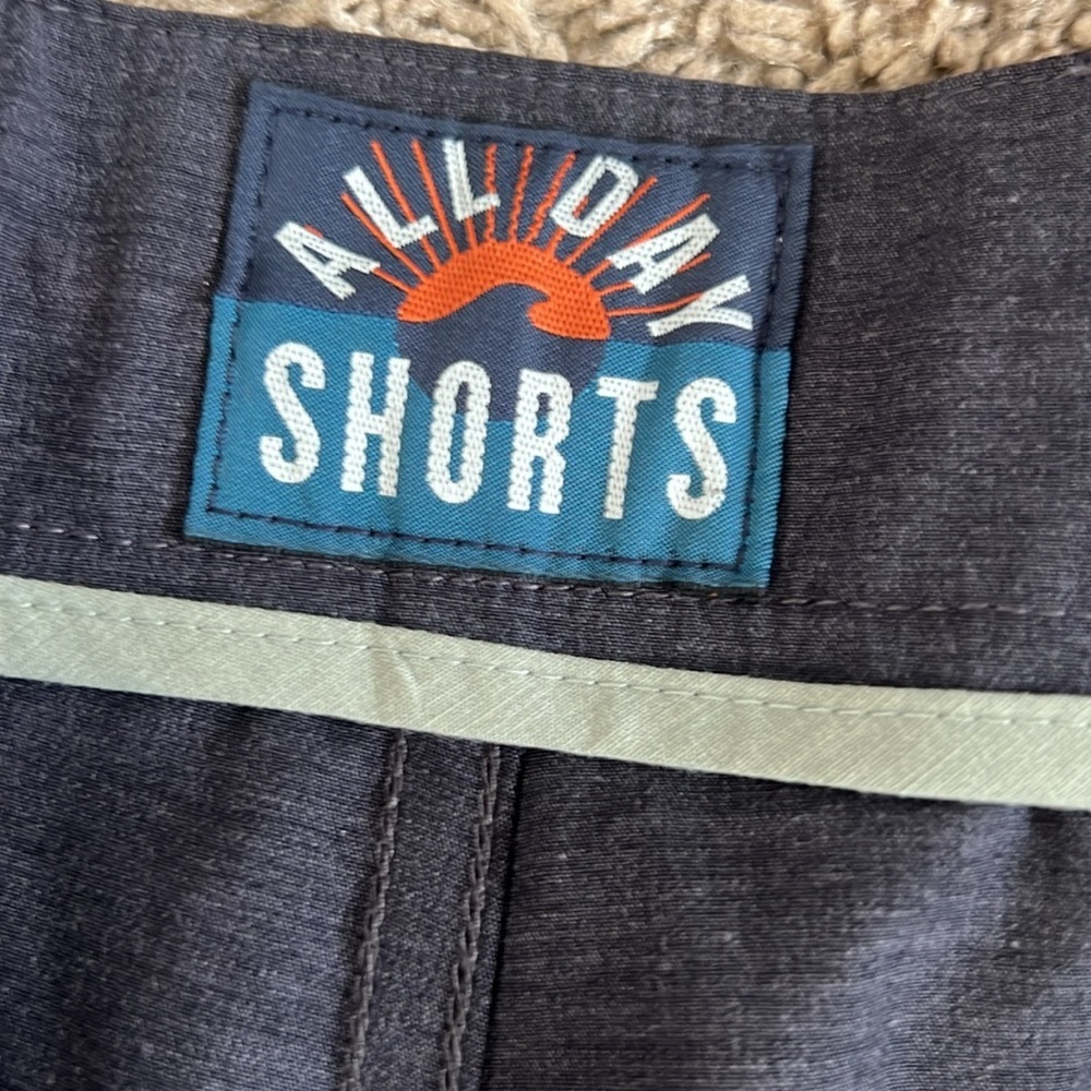 NWT Faherty All Day Belt Loop Short 1.0 (9") - Charcoal. Size 40 - Picture 10 of 12